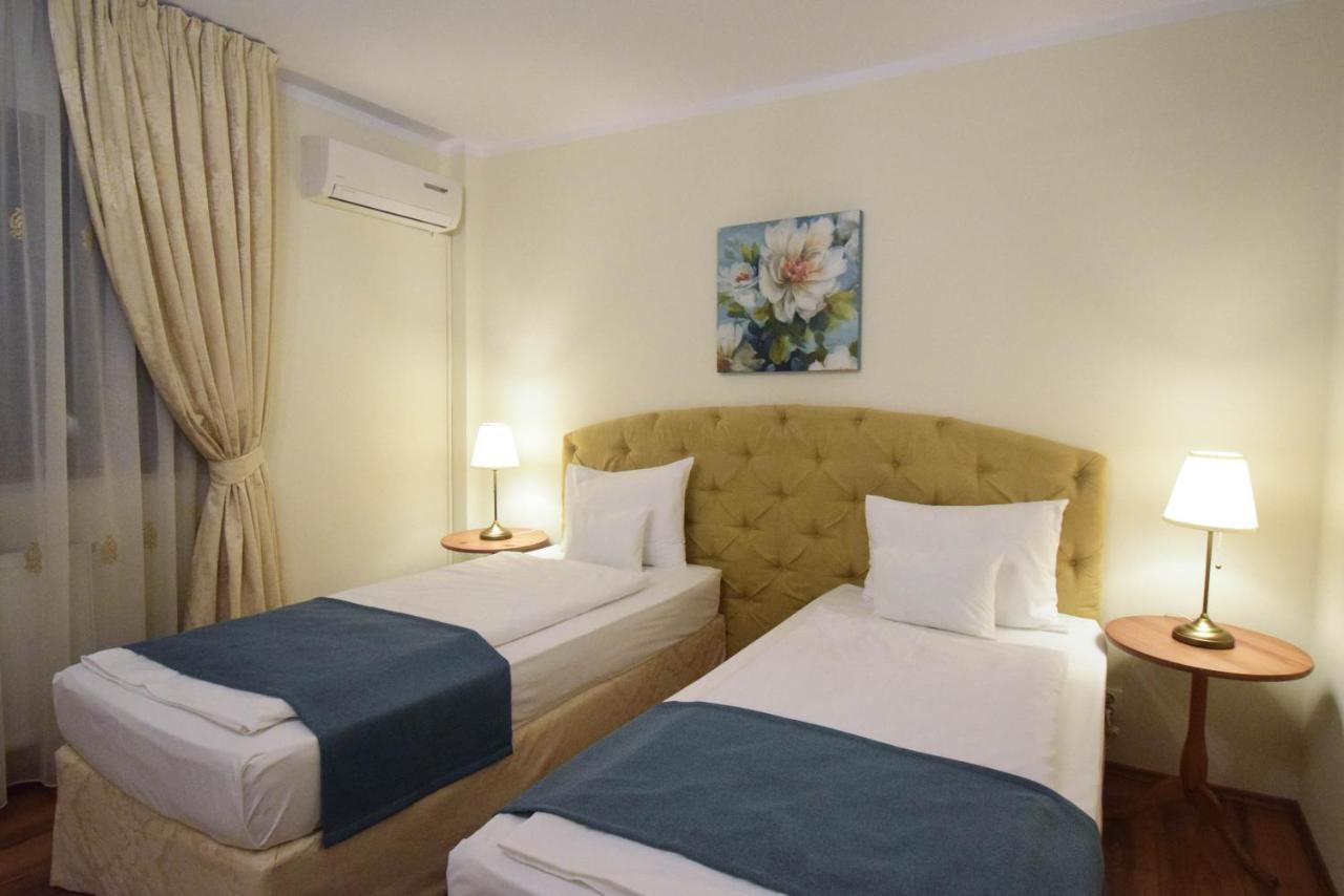Cabrio Apart Hotel 克卢日-纳波卡 外观 照片